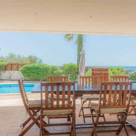 Villa Prado - Beautiful Beachfront Villa Albufeira Exteriör bild