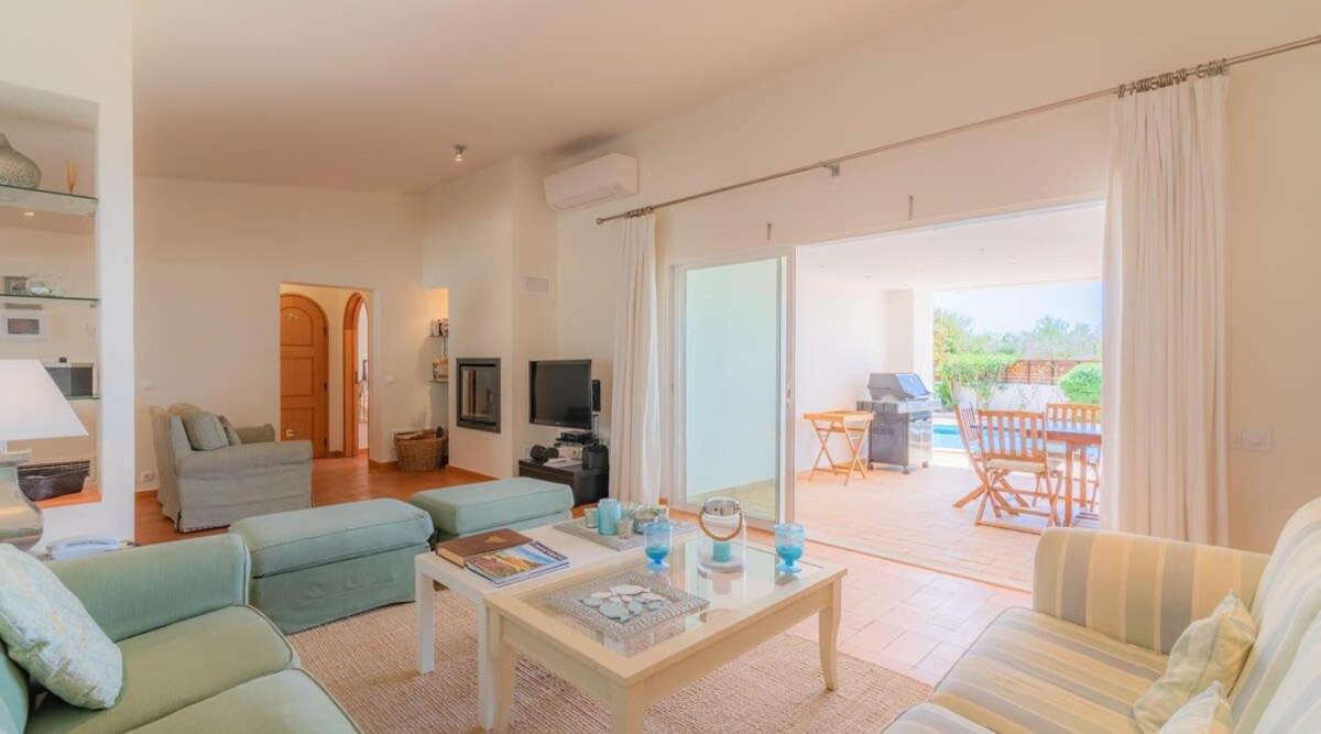 Villa Prado - Beautiful Beachfront Villa Albufeira Exteriör bild
